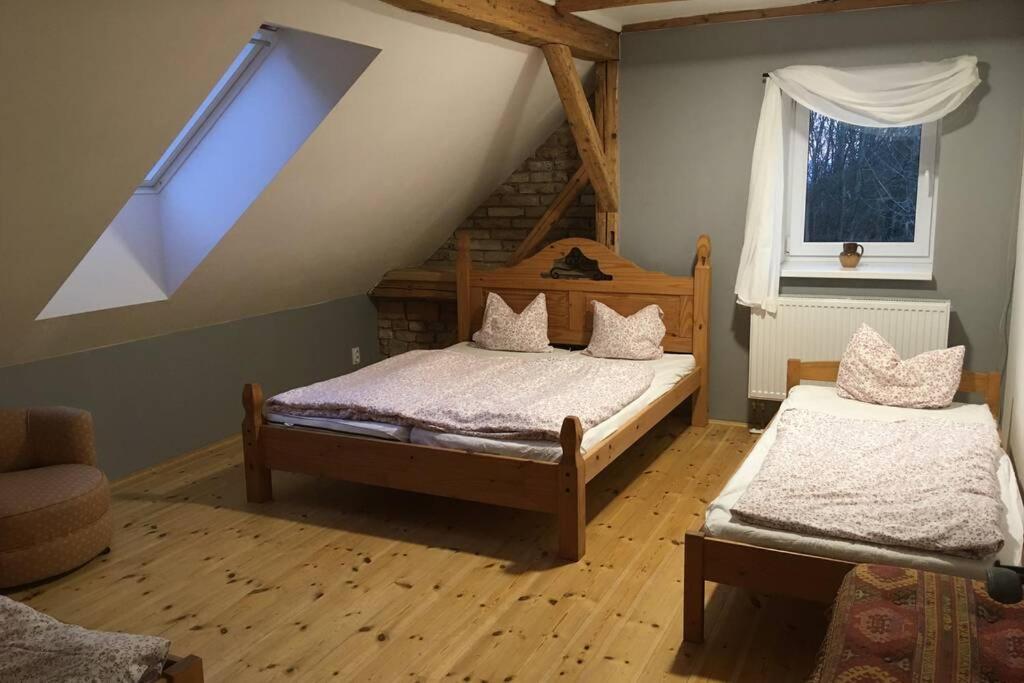 Villa Vykmanov Medenec Luaran gambar